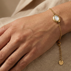 White Pearl Oval Bracelet