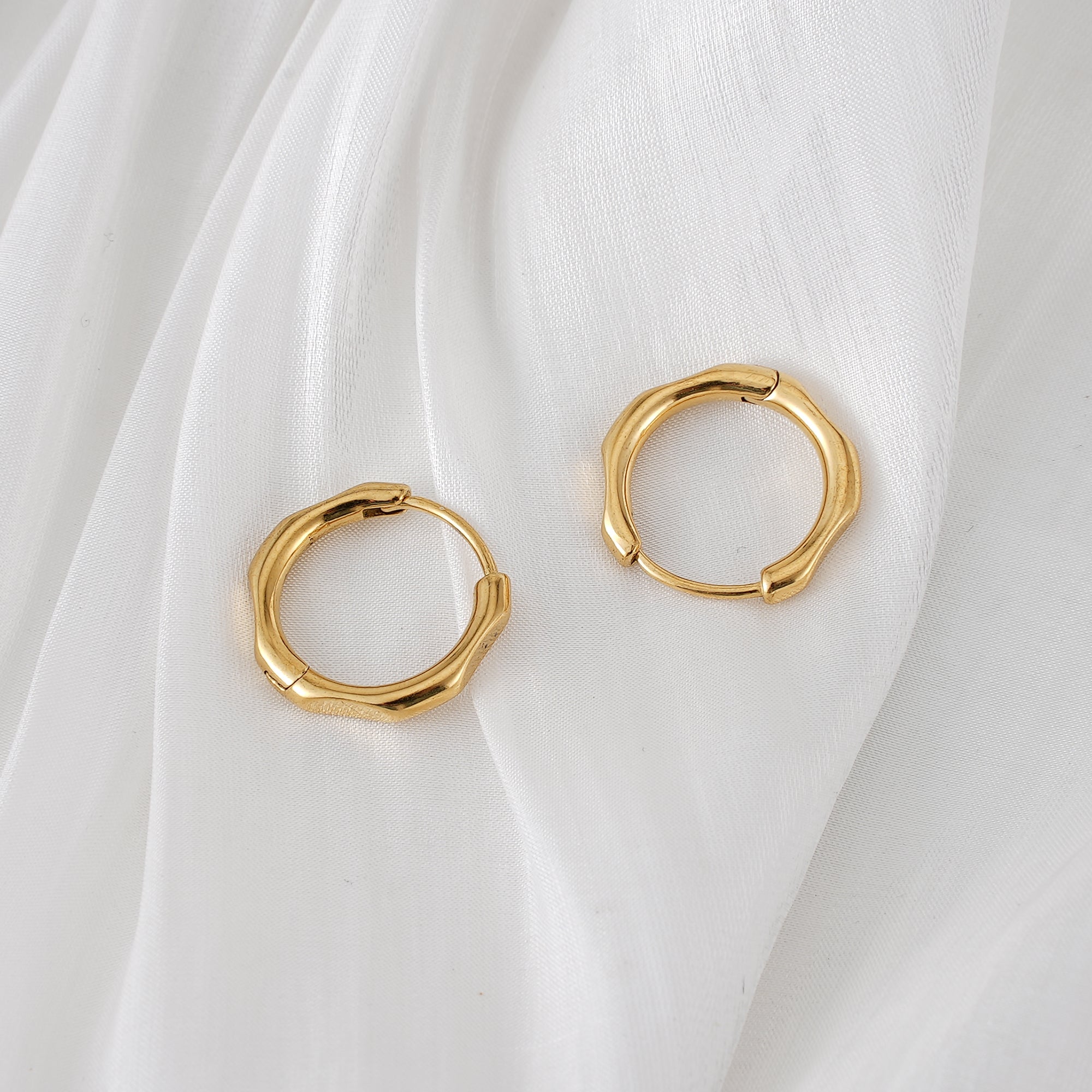 Chunky Minimalist Gold Hoops